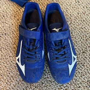 Mizuno Baseball Shoes with Blue Baseball Gear